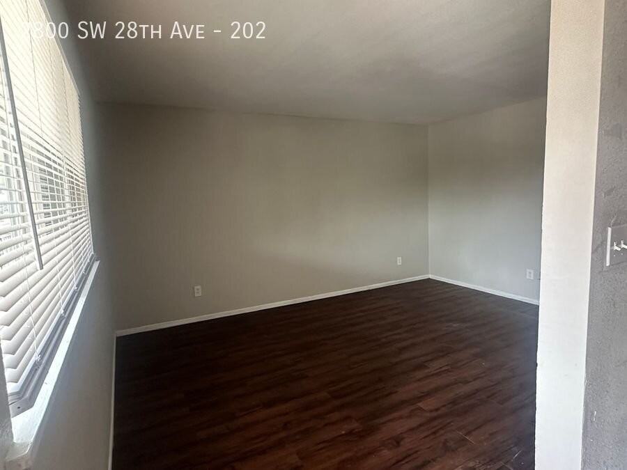 2800 Sw 28th Ave #202 - Photo 2 of 11
