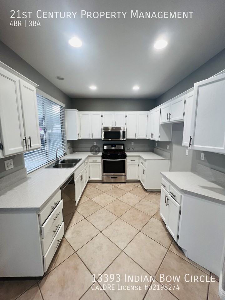 13393 Indian Bow Cir - Photo 3 of 15