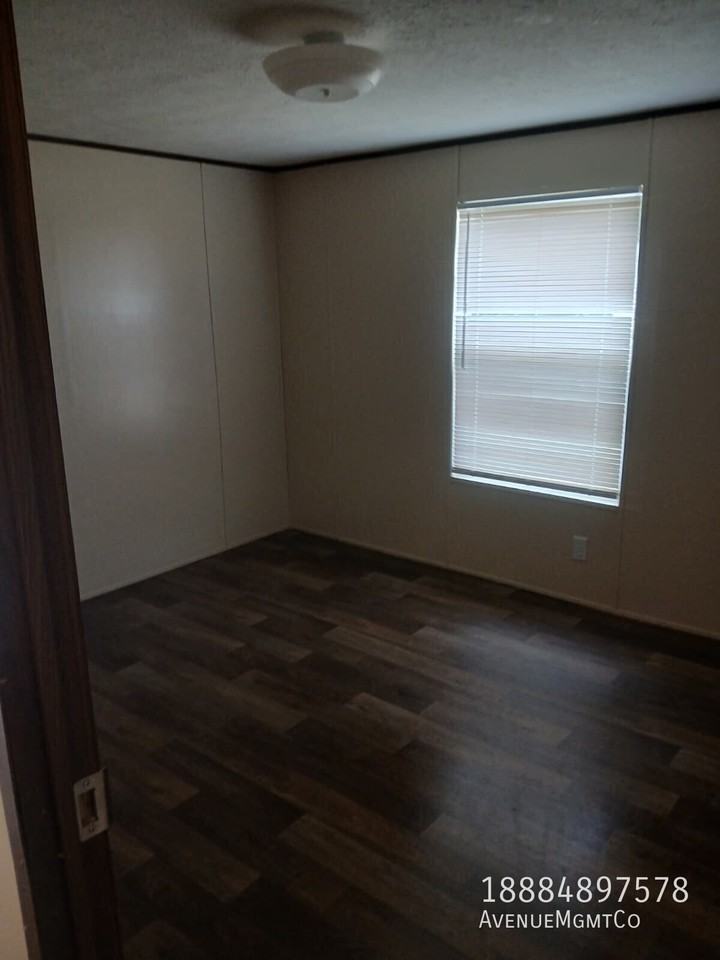 329 Old Tavern Ln #329 - Photo 4 of 6