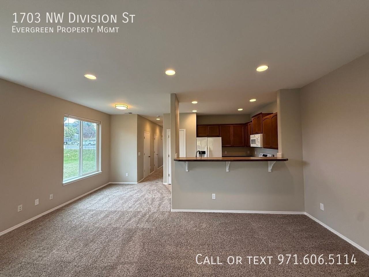 1703 Nw Division St - Photo 7 of 33