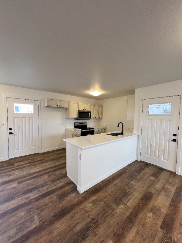 1623 S Blue Duck Cir #1 - Photo 3 of 16