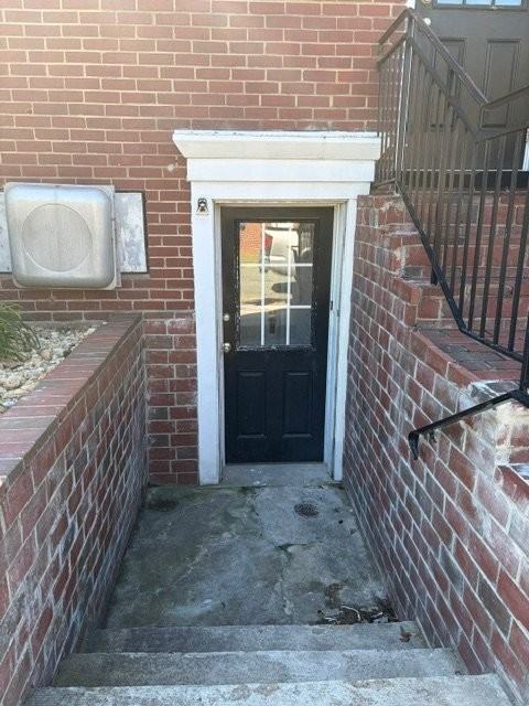 601 Pitt St #4 - Photo 2 of 17