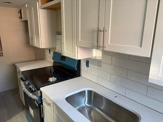 601 Pitt St #4 - Photo 4 of 17