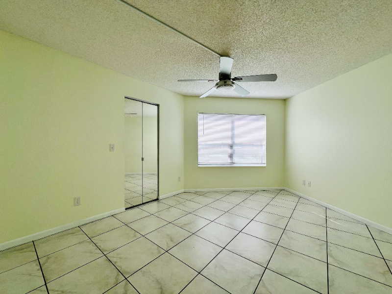 3778 Southpointe Dr #L4 - Photo 7 of 18