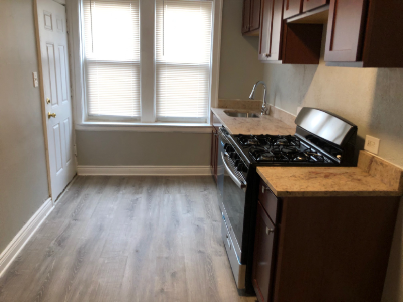 5600 S Francisco Ave #1 - Photo 2 of 5