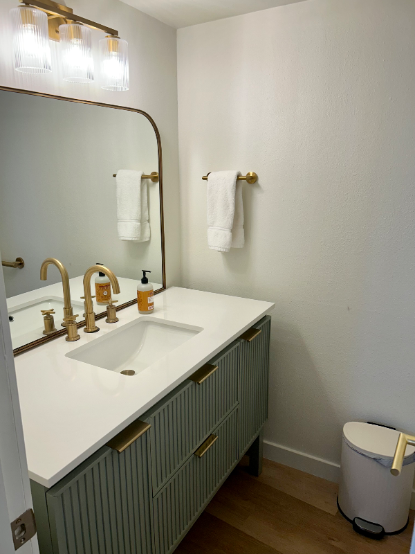 112 E Coronado Dr #101 - Photo 7 of 14