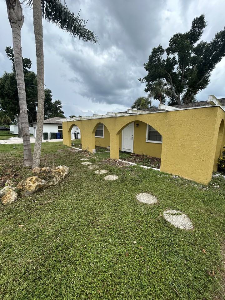 3150 Galiot Rd - Photo 7 of 19