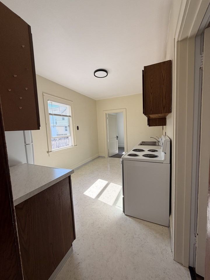 2331 Ogden Ave #1 - Photo 7 of 18