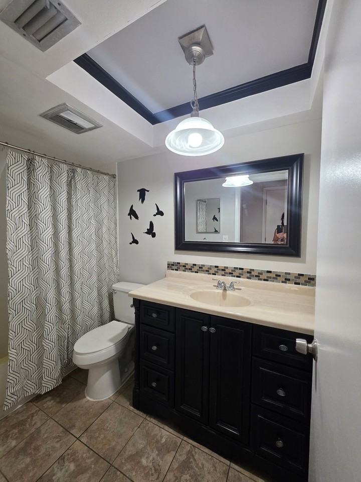 1221 Drew St #B19 - Photo 4 of 13