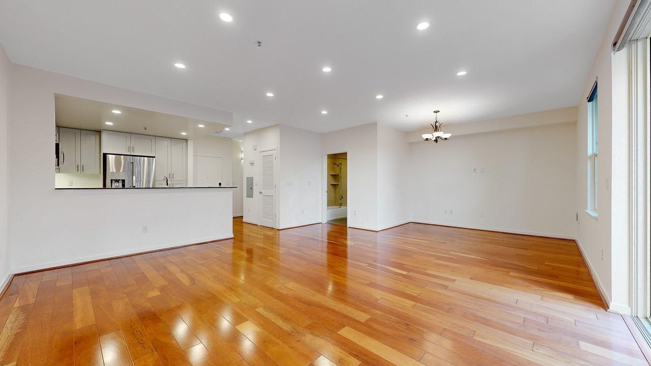 350 Broderick St #318 - Photo 2 of 20