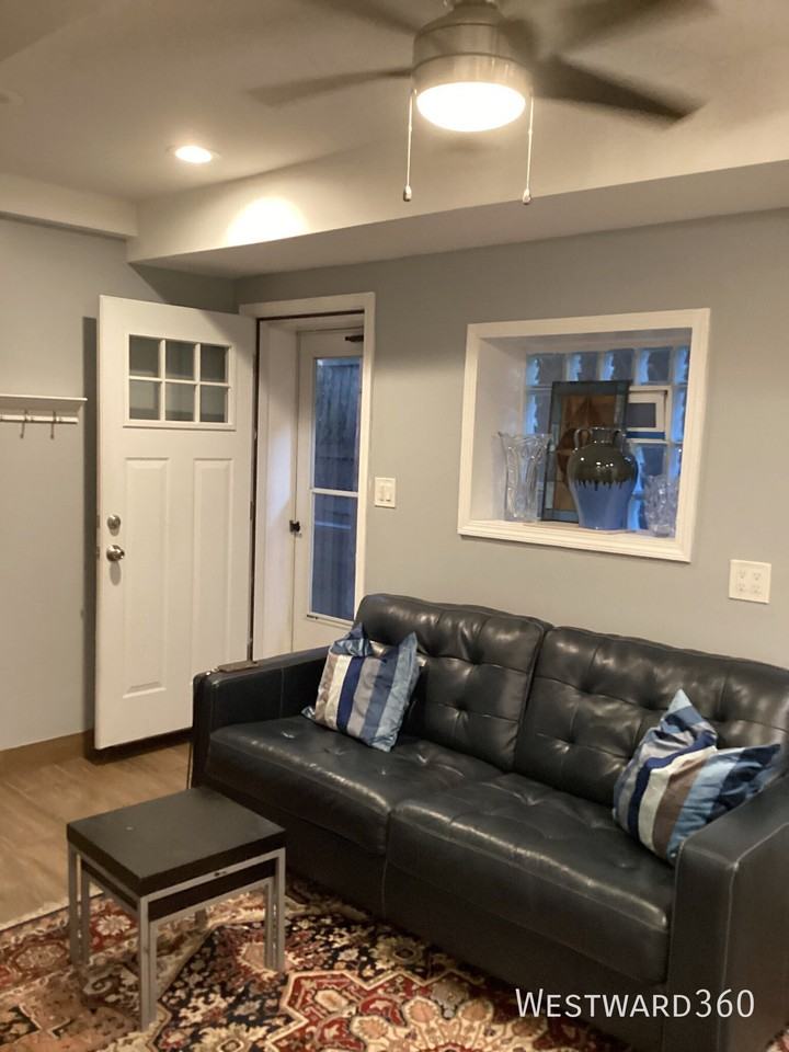 1920 N Humboldt Blvd - Photo 2 of 21