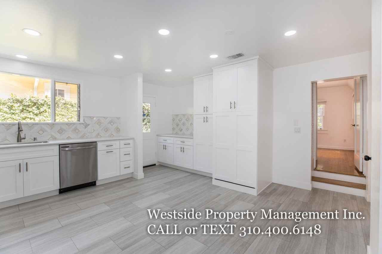 215 25th St - Photo 7 of 41