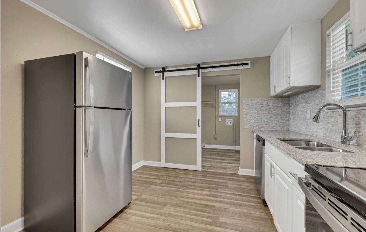5266 Carder St #3 - Photo 5 of 10