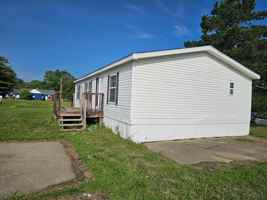 featured image of 34 Sunny Ln