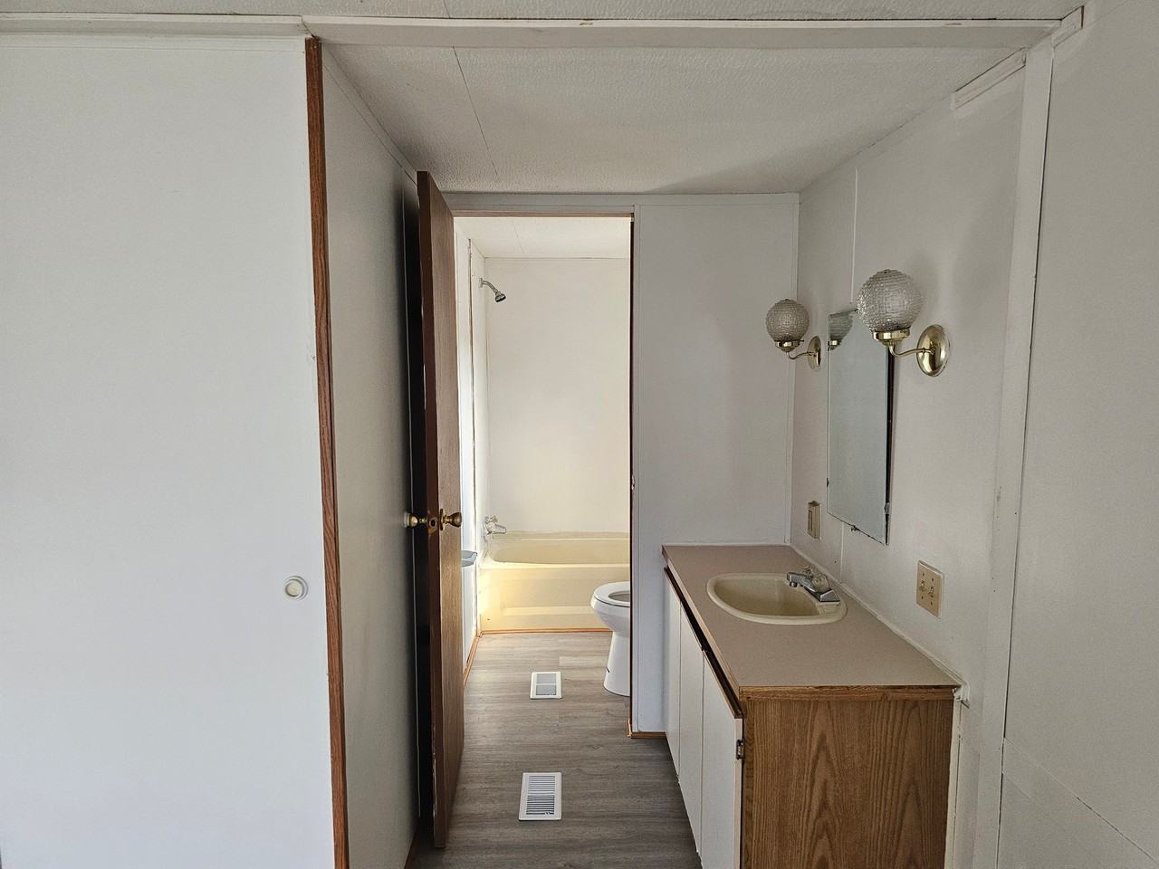 34 Sunny Ln - Photo 6 of 19