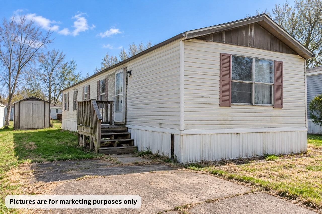 1 Mahoning Ave - Photo 2 of 3