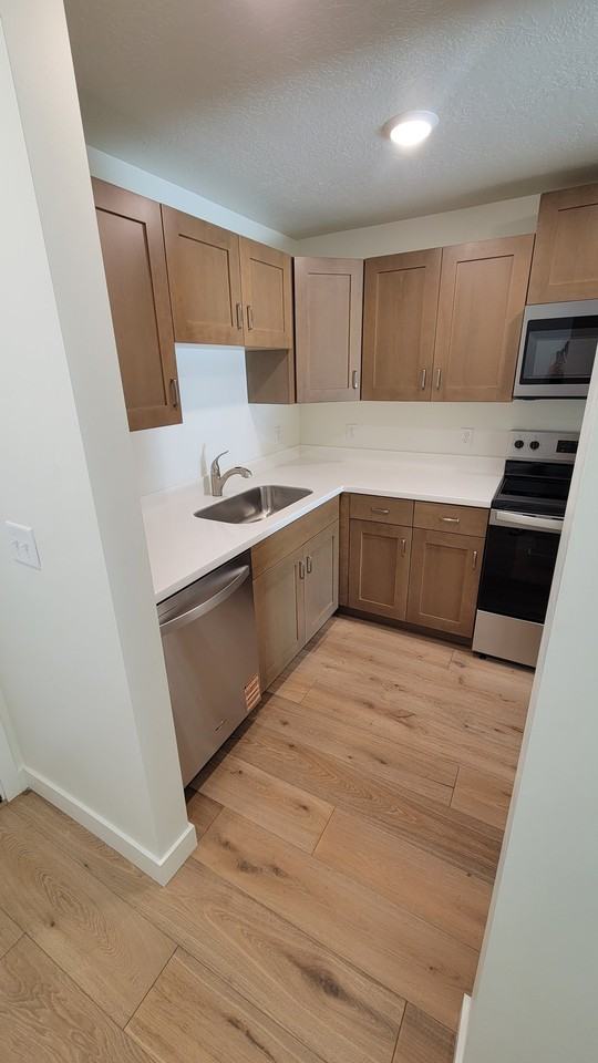 1032 E St #607B - Photo 5 of 14