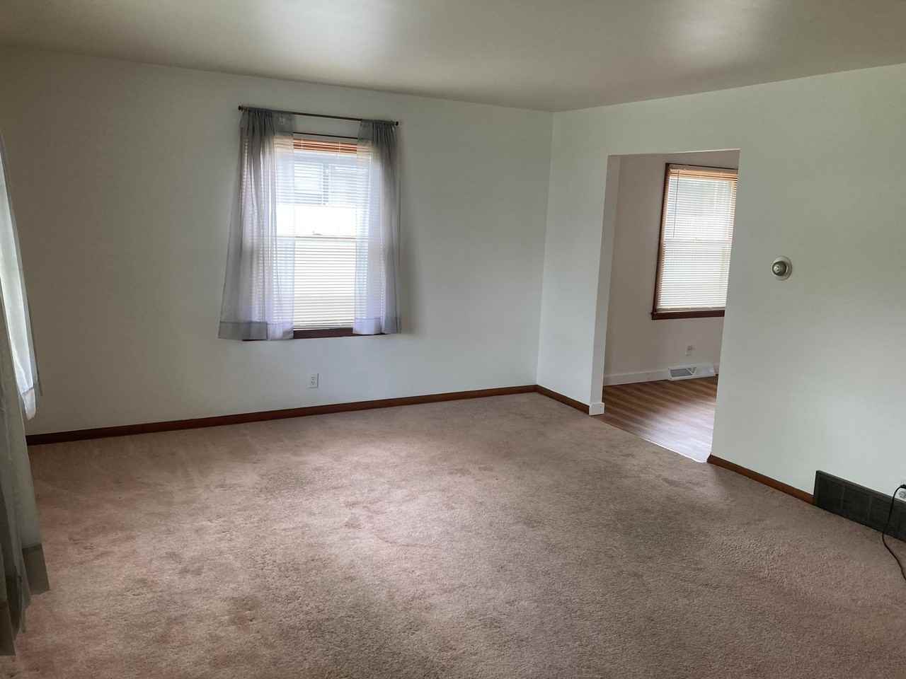 1827 Remington Rd - Photo 3 of 14