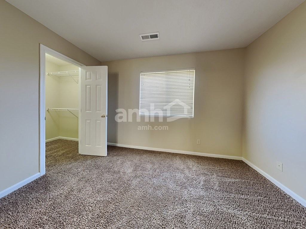 1199 Gatewood Ln - Photo 2 of 14
