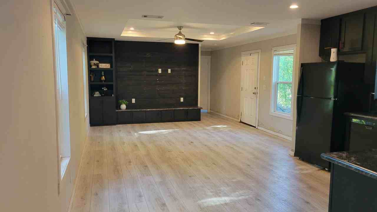 4207 Cree Trl - Photo 4 of 9