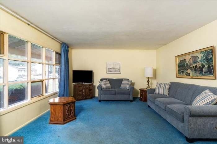 25 Black Pine Dr - Photo 3 of 15