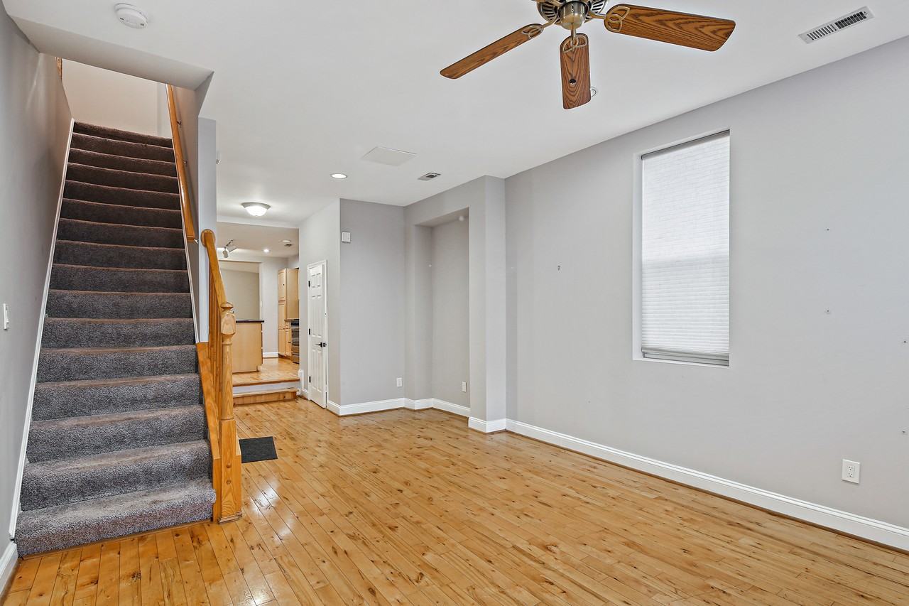 213 E Fort Ave - Photo 3 of 27
