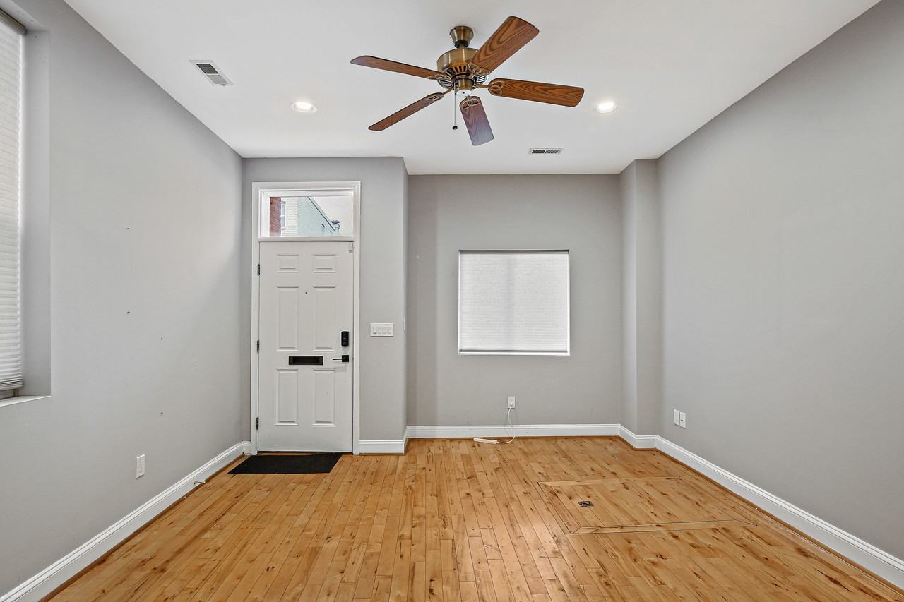 213 E Fort Ave - Photo 5 of 27