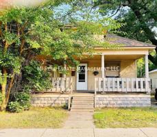 featured image of 734 E Apple Ave