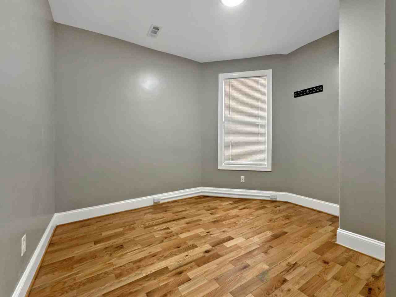 2265 Reisterstown Rd #TH - Photo 4 of 24