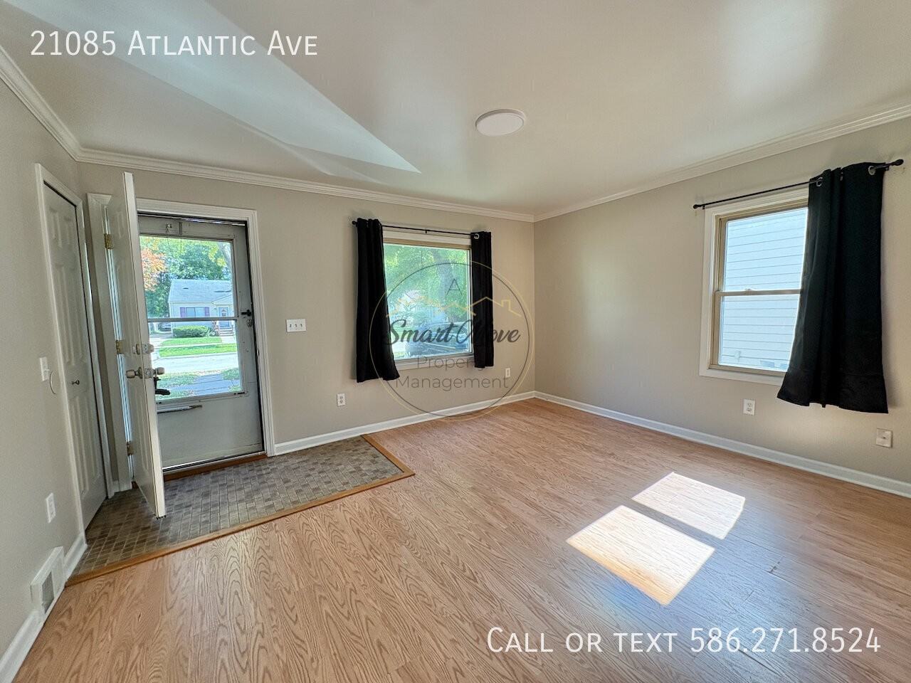 21085 Atlantic Ave - Photo 3 of 15