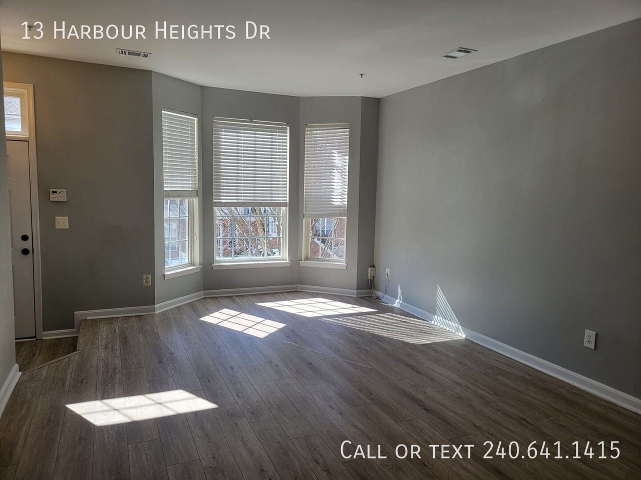 13 Harbour Heights Dr - Photo 3 of 23
