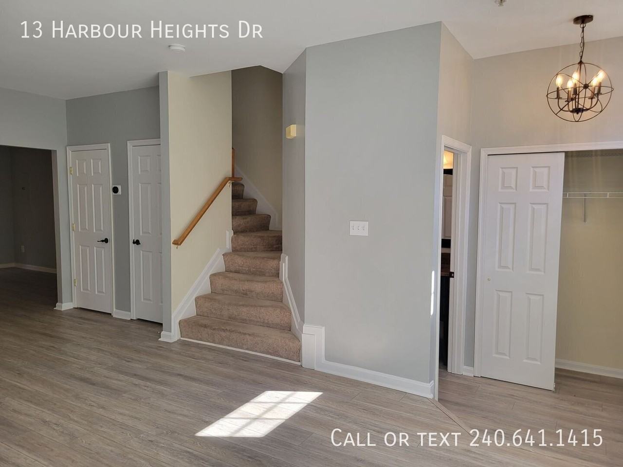 13 Harbour Heights Dr - Photo 4 of 23