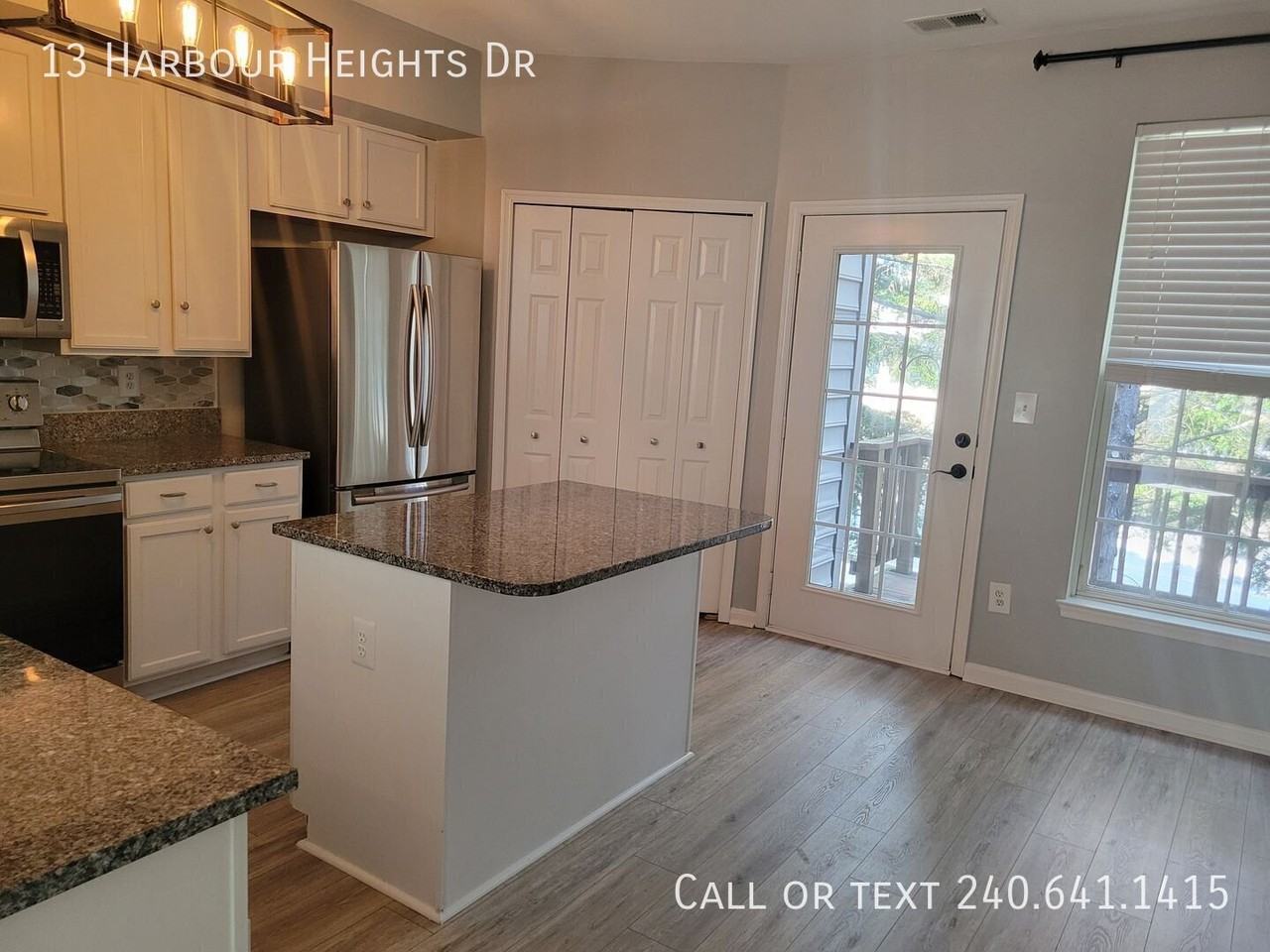 13 Harbour Heights Dr - Photo 7 of 23