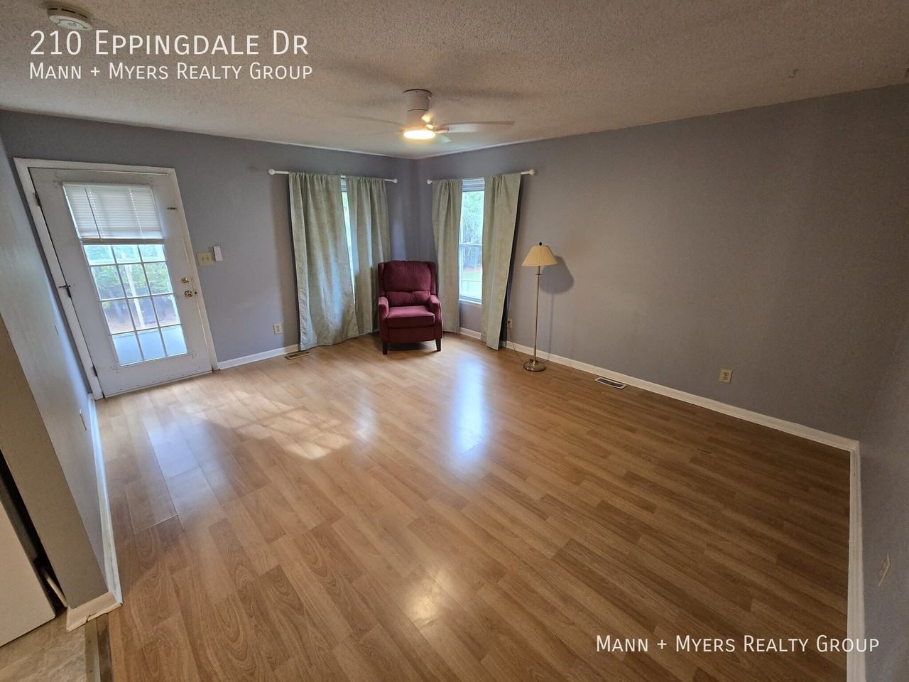 210 Eppingdale Dr - Photo 7 of 32