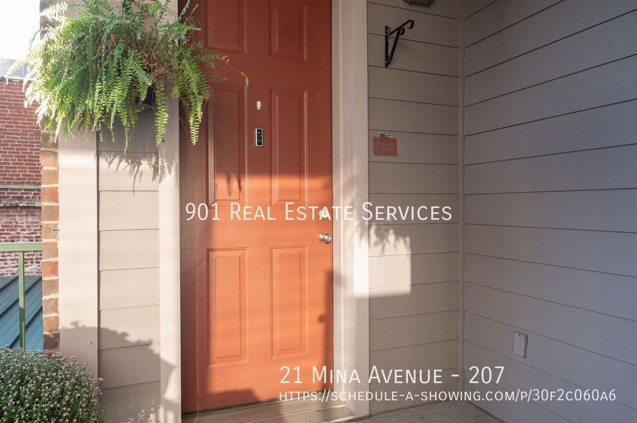 21 Mina Ave #207 - Photo 4 of 29