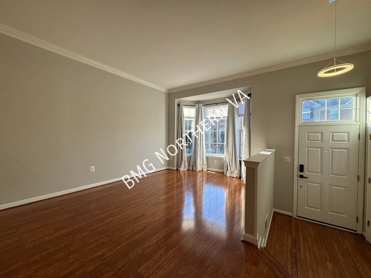 2503 Polly Jefferson Way - Photo 4 of 50