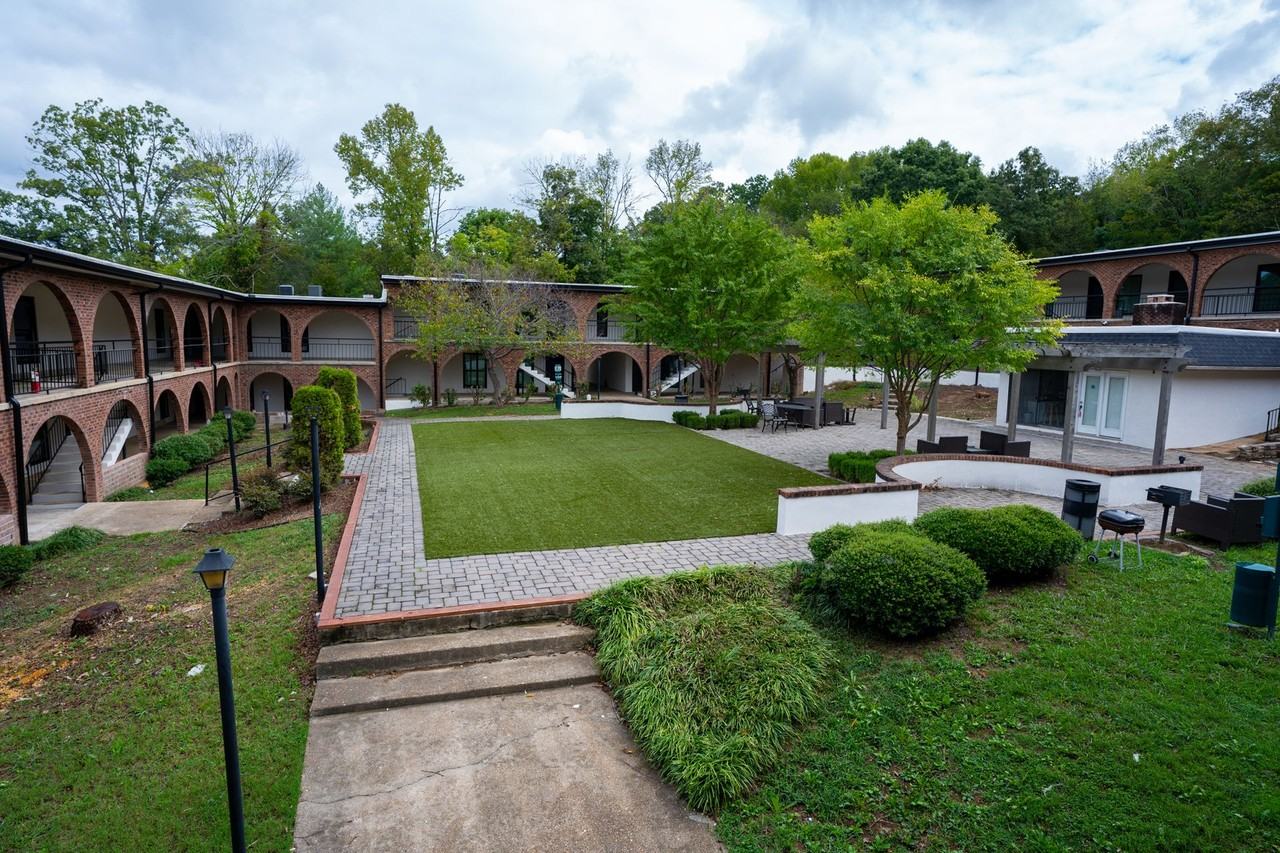 3204 Redding Rd #212 - Photo 7 of 17