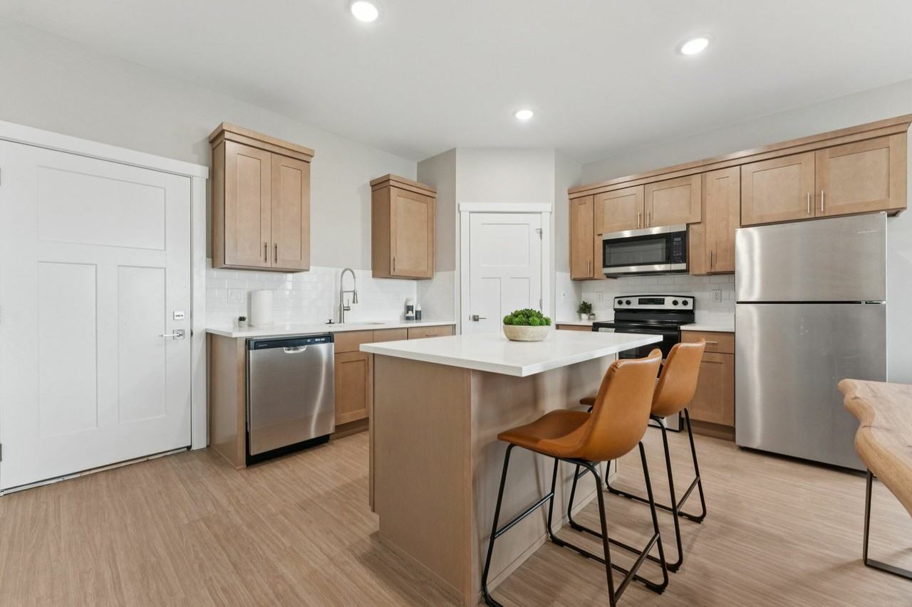 1394 Star Garnet Pl - Photo 5 of 9