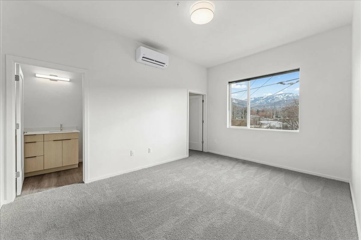 1771 Renaissance Towne Dr #301 - Photo 4 of 17