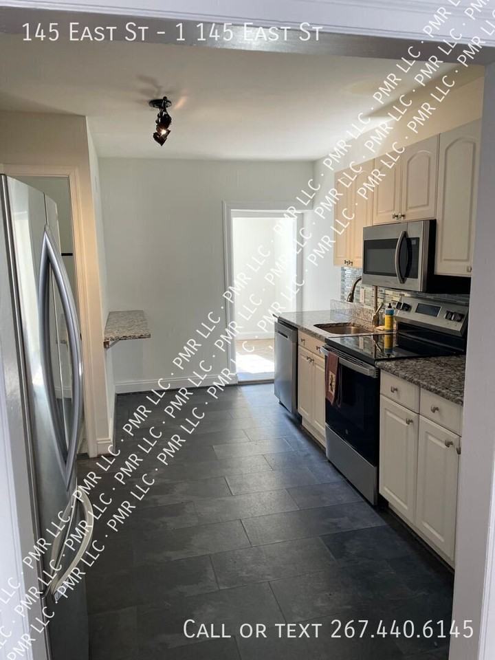 145 East St - Photo 5 of 13