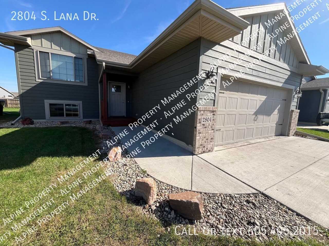 2804 S Lana Dr - Photo 2 of 38