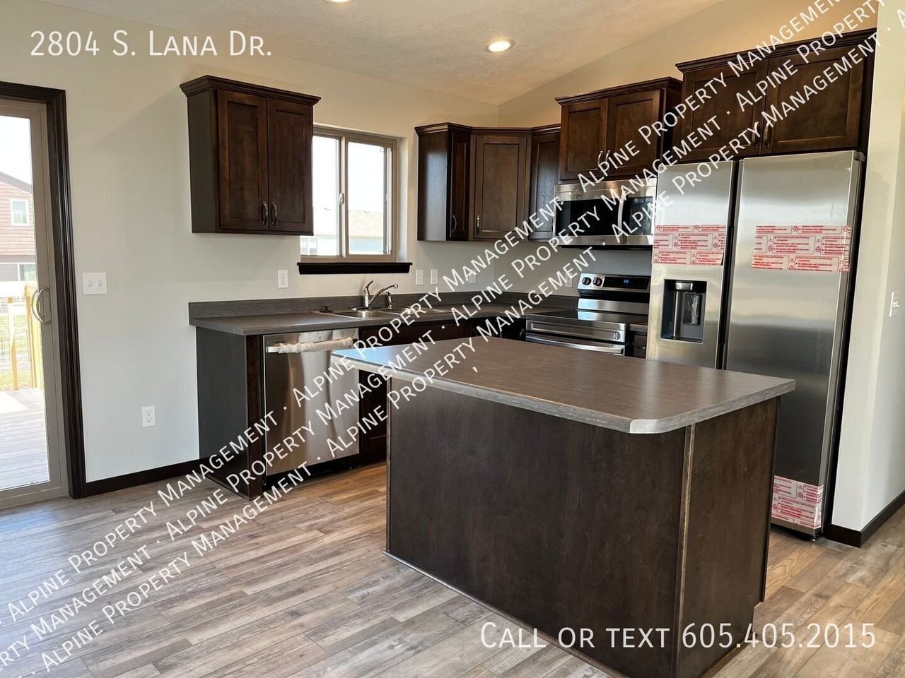 2804 S Lana Dr - Photo 5 of 38