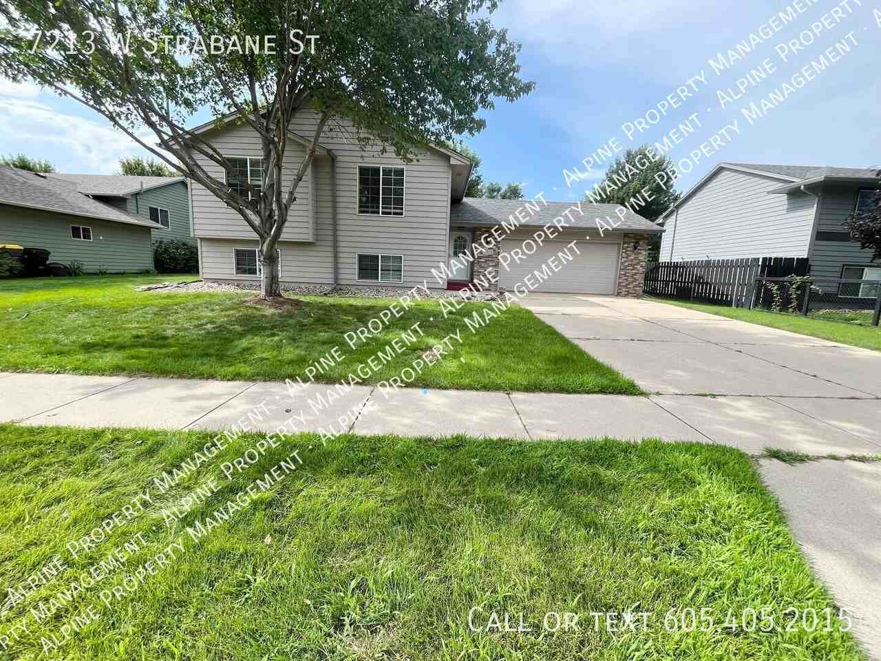 7213 W Strabane St - Photo 3 of 33