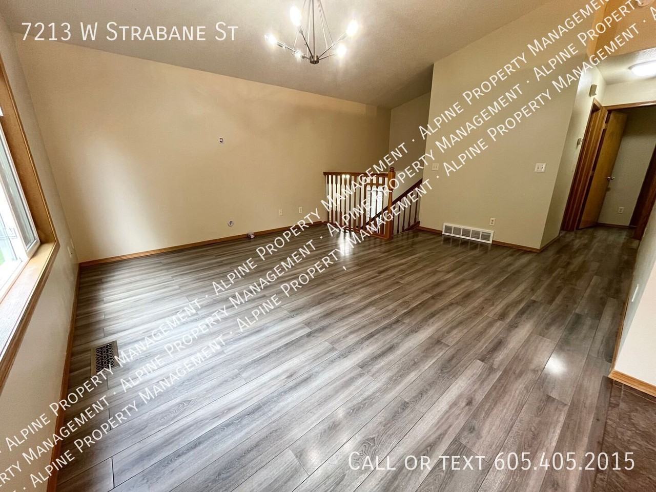 7213 W Strabane St - Photo 4 of 33