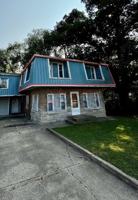 featured image of 23 W 73rd Ave