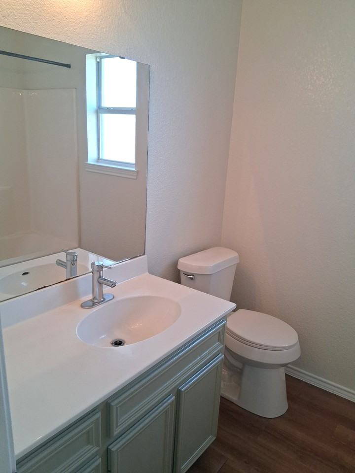 4800 Aspen Dr #1 - Photo 5 of 17
