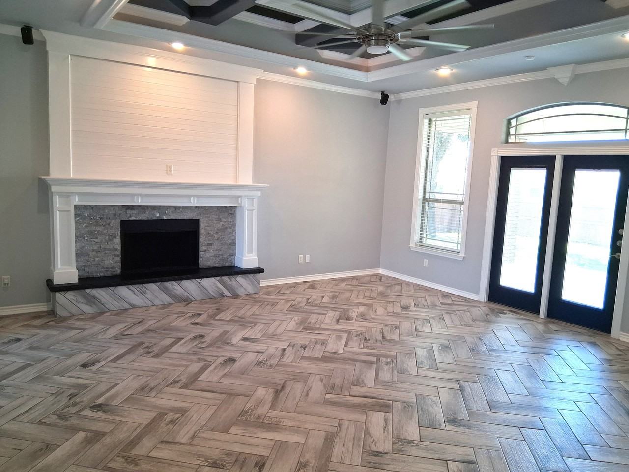 220 Black Walnut Ct #1 - Photo 3 of 32