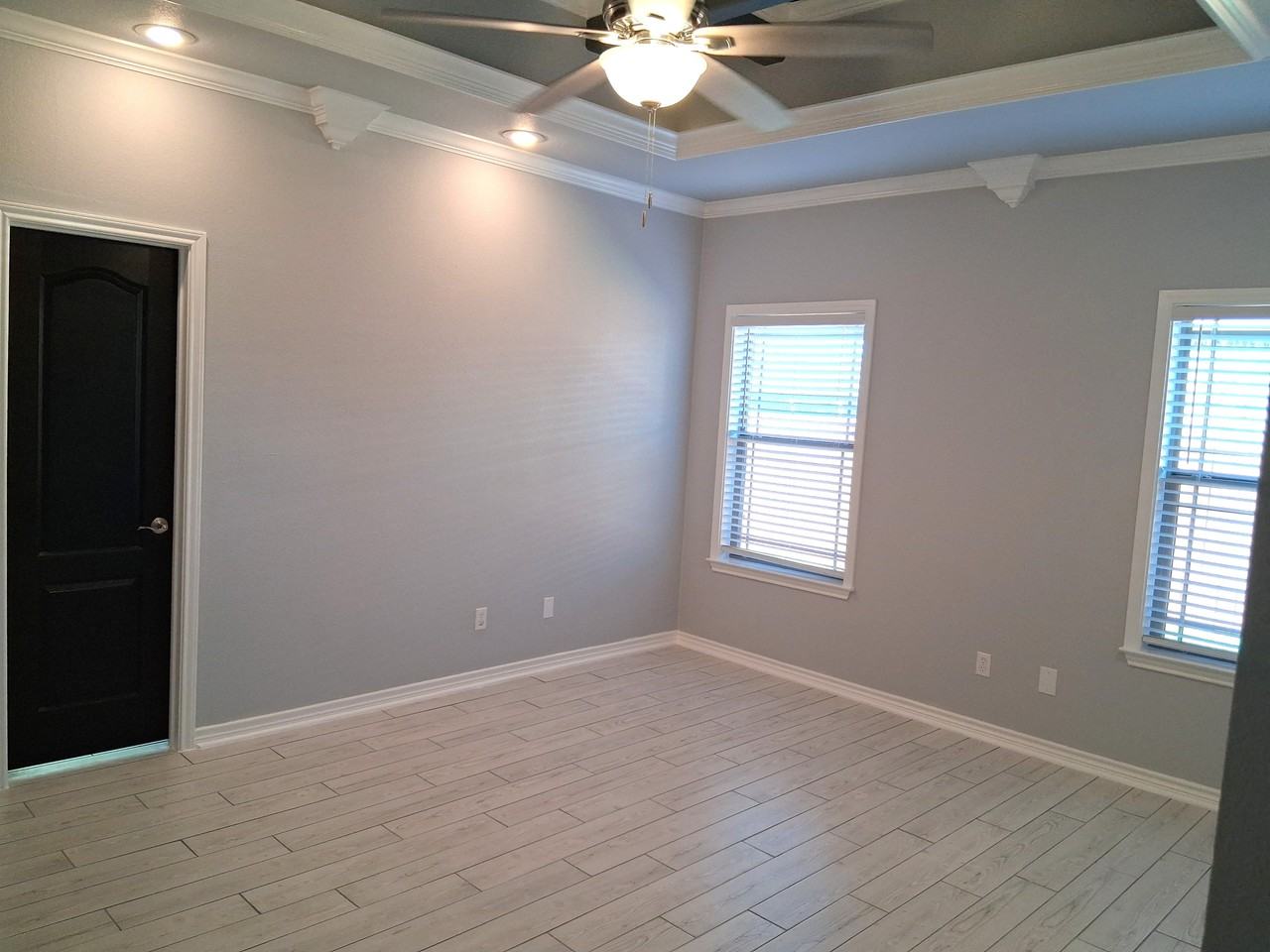 220 Black Walnut Ct #1 - Photo 4 of 32