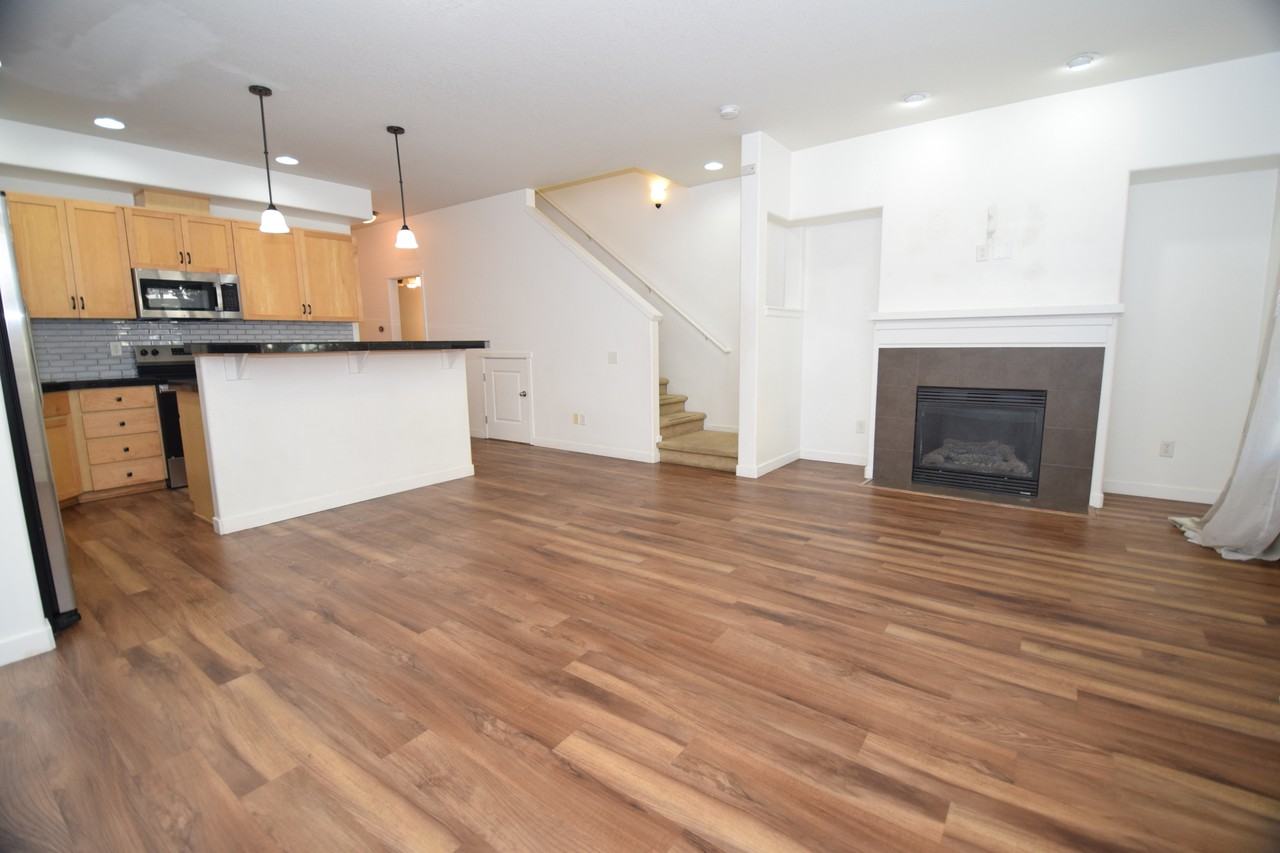 2314 Ne Redelfs Way #1 - Photo 4 of 27