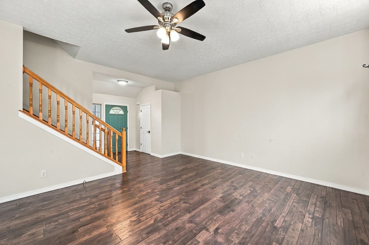 1097 Pebble Brook Dr #1 - Photo 6 of 35
